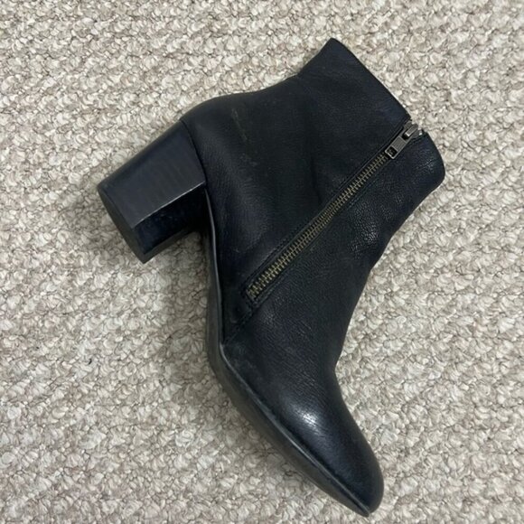 Gentle Souls Black Ankle Booties with Chunky Heel size 8.5 - Picture 6 of 10
